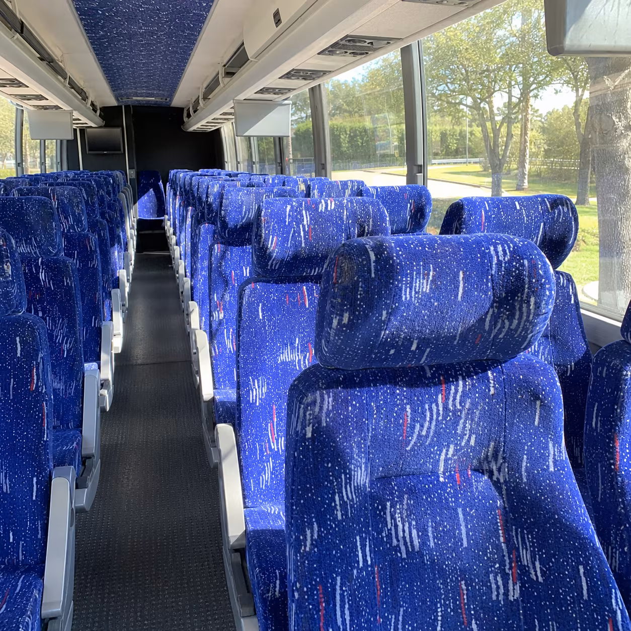 how the distance and duration of your trip affect charter bus rates in longmont